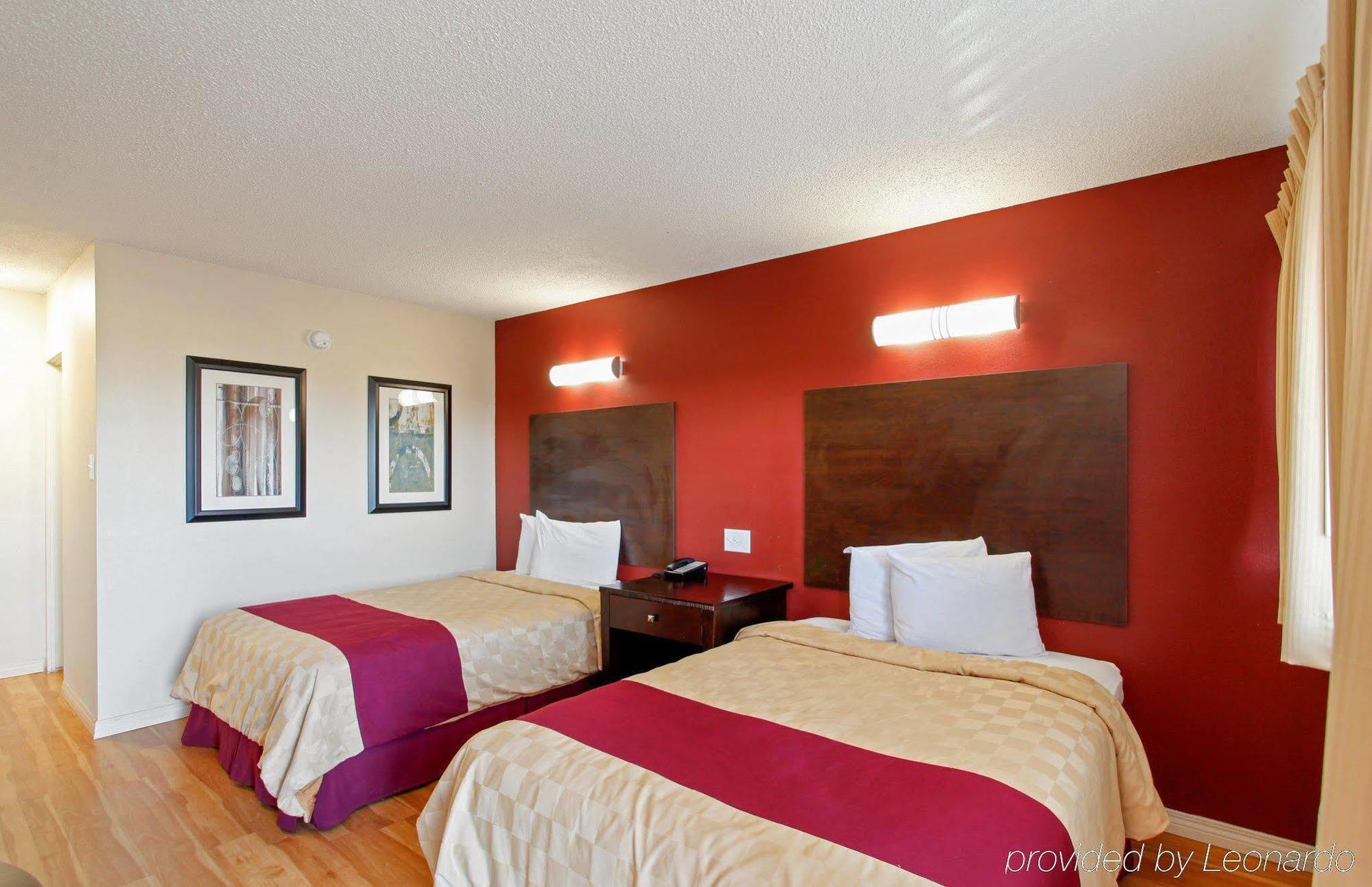 Red Roof Inn Mojave Esterno foto